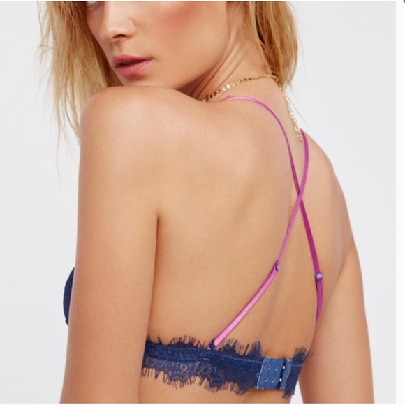 NWOT Free People Bedroom Eye Eyelash Lace Bra Bralette Size XS Z451-18 - Picture 3 of 3